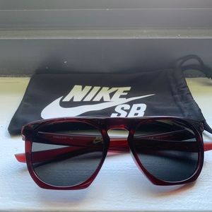 NEW NIKE FLATSPOT SUNGLASSES 52 mm  52-20-145